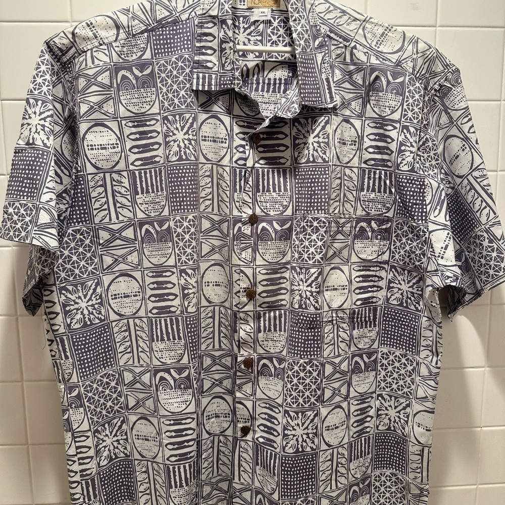 Noa Noa Mens XXL Hawaiian Print Aloha Shirt in Purple & White Tattoo/Quilt Print